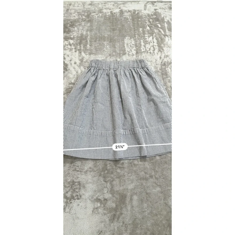 Blu Pony Vintage Skirt Girls/Juniors Size 7‎ Gray White Pinstriped Elastic Waist
